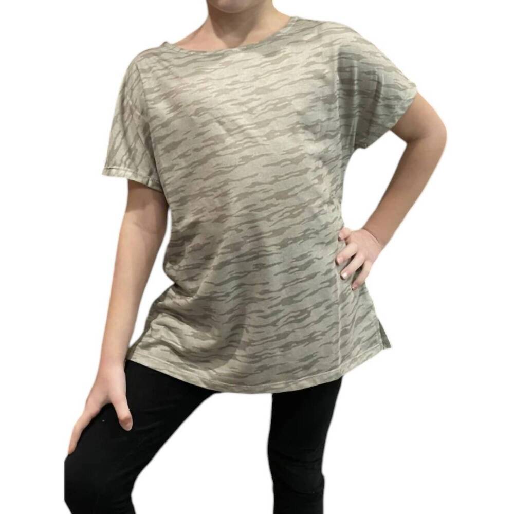 NEW HAYDEN LA girl's printed crossback knit tee in green